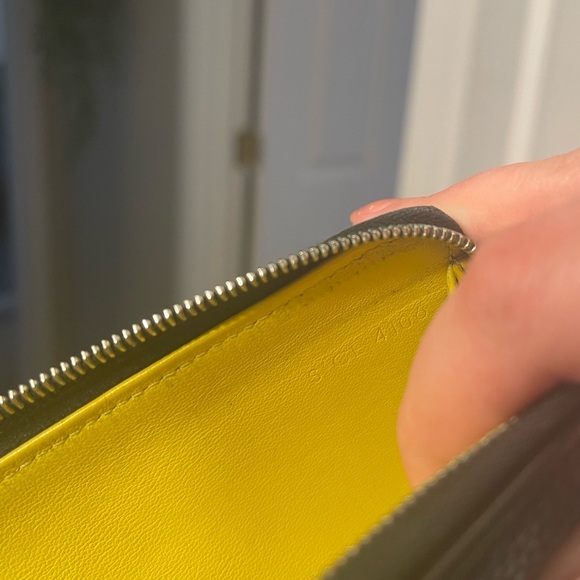 Celine Black Leather Wallet - Picture 8 of 8